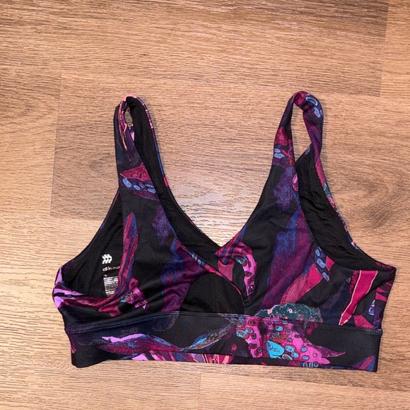 Plus Size Athletic Set - Picture 6 of 9